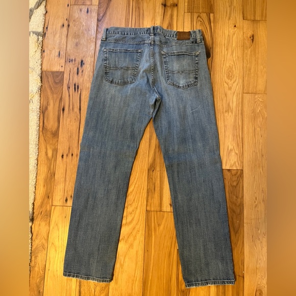 Men’s lucky Brand Blue jeans - Picture 2 of 5